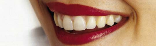 Immer feste Zähne durch Zahnimplantate